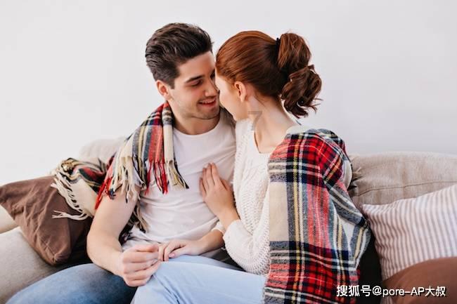 夏季纽扣裙
